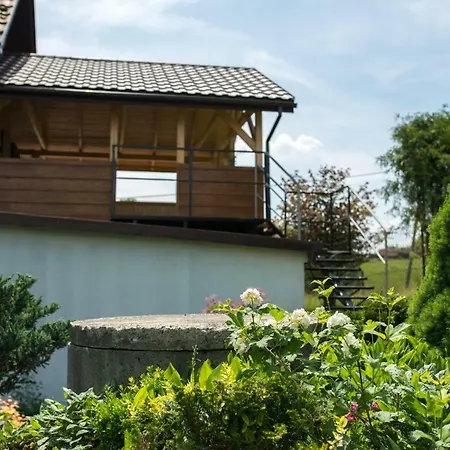 Stas -przy Szkole Nr 3 W Skawie * Skawa